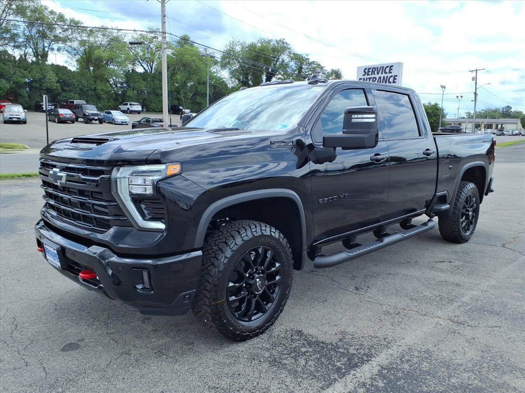 New 2026 Chevrolet Silverado 2500 LTZ w/ Trail Boss Package AWD/4WD image 7