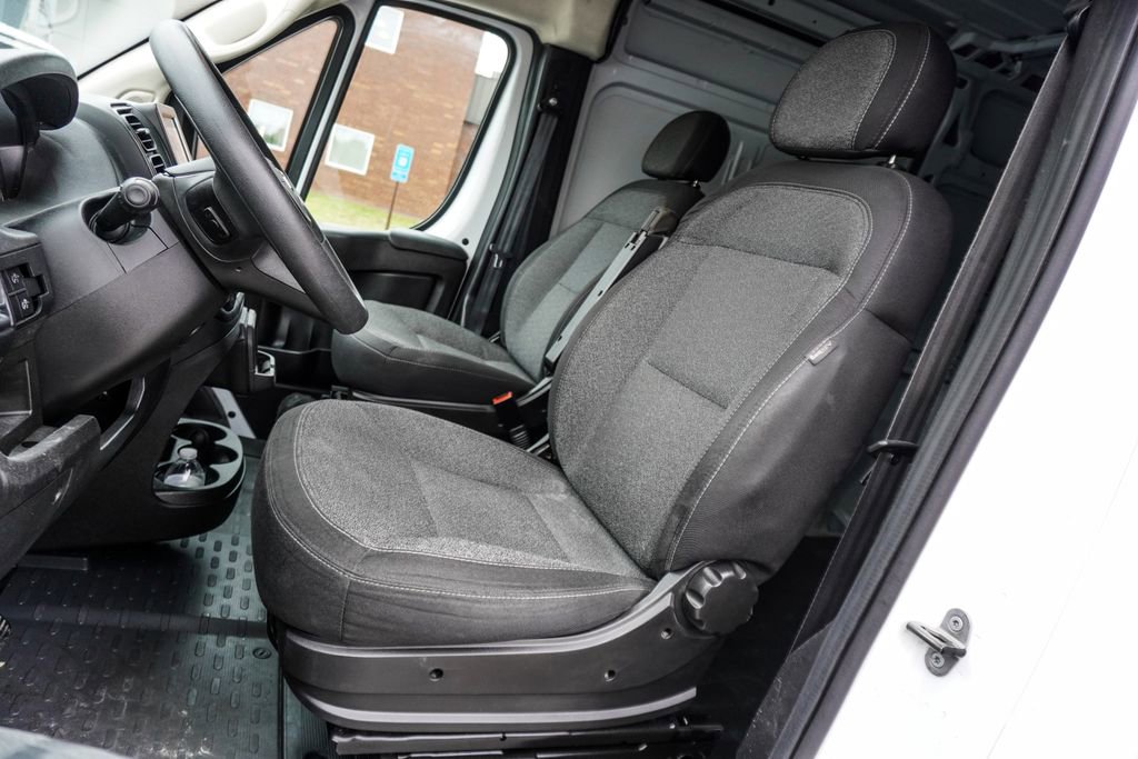 Used 2023 RAM ProMaster 2500 FWD image 6