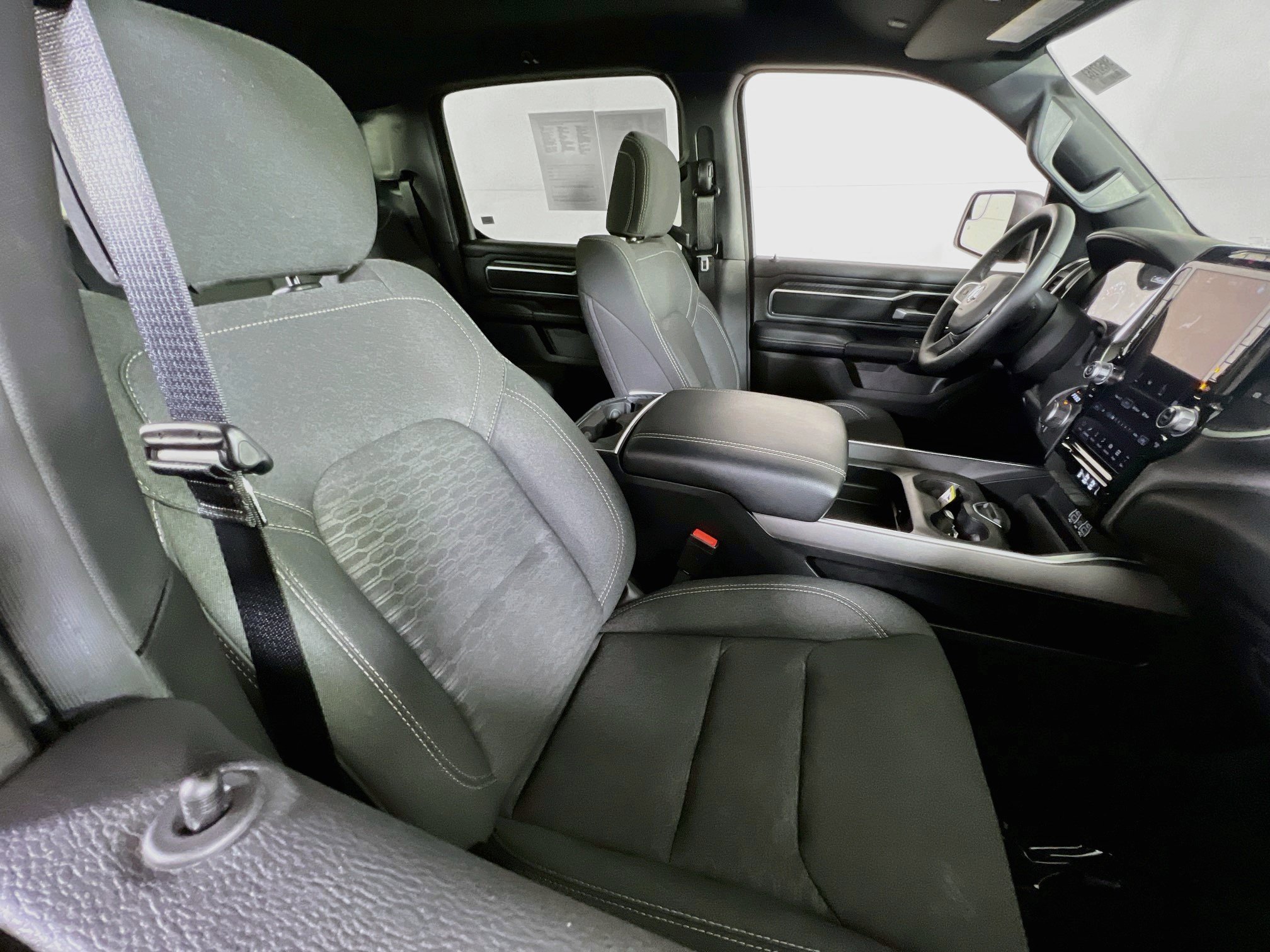 Used 2025 RAM 1500 Big Horn AWD/4WD image 27