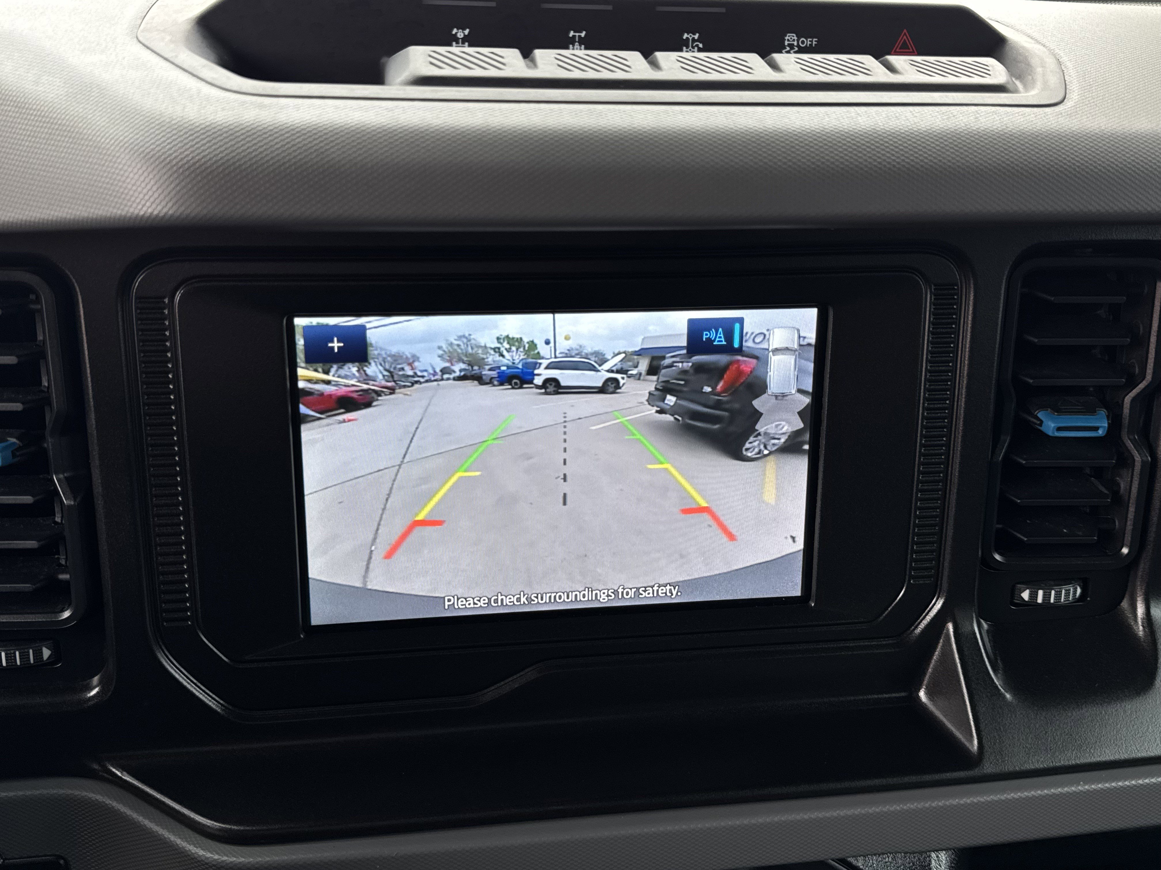 Used 2023 Ford Bronco Black Diamond w/ Sasquatch Package image 27