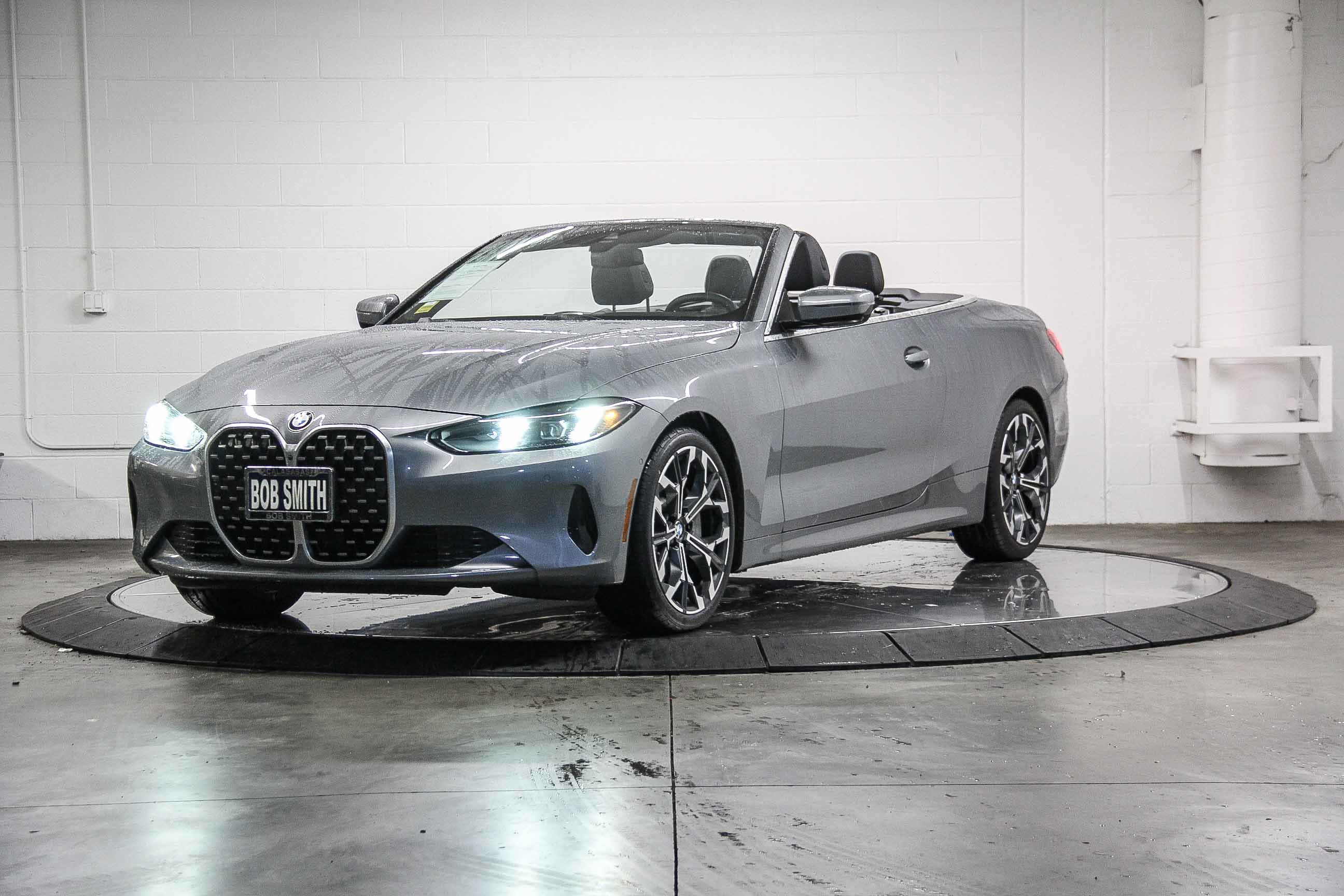 Used 2025 BMW 430i Convertible w/ Premium Package image 9