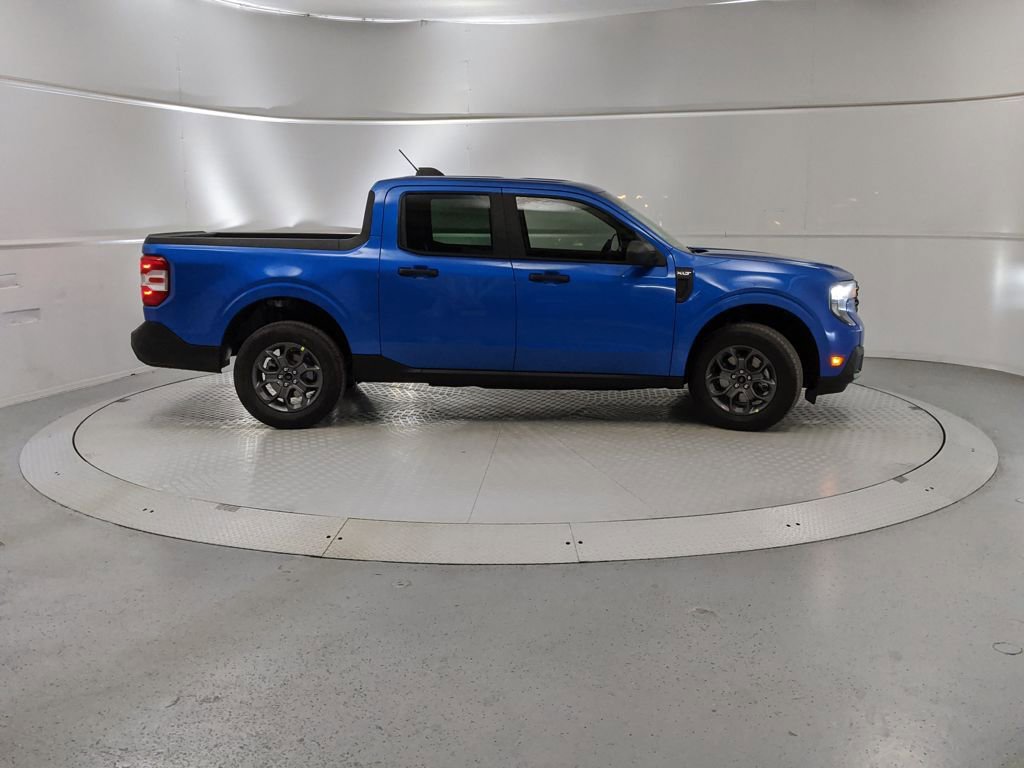 New 2026 Ford Maverick XLT image 2