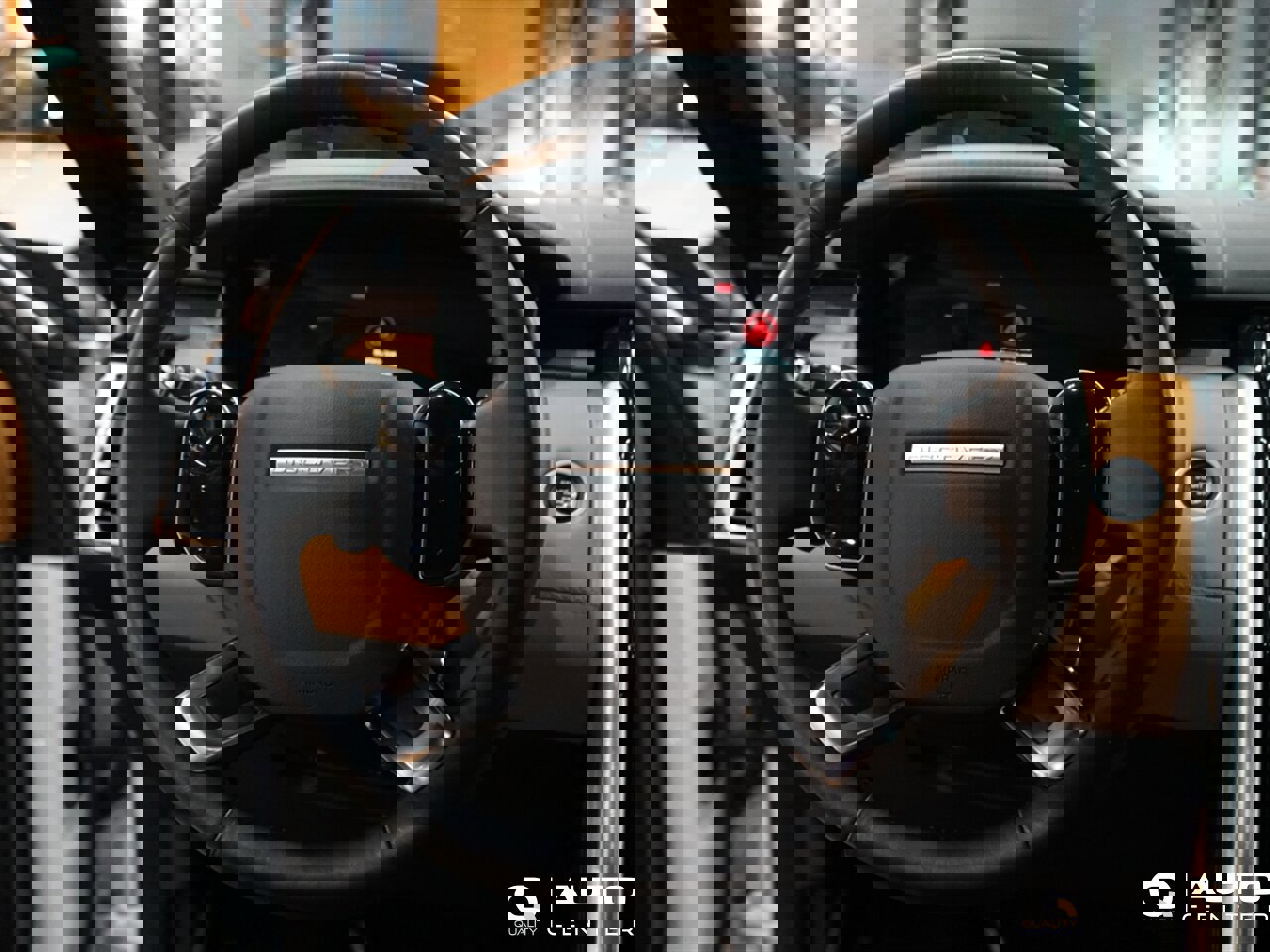 Used 2020 Land Rover Discovery HSE Luxury image 18