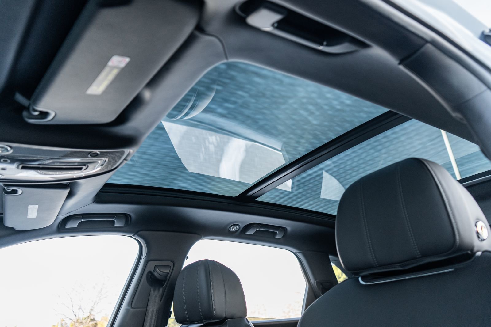 Certified 2022 Bentley Bentayga image 27