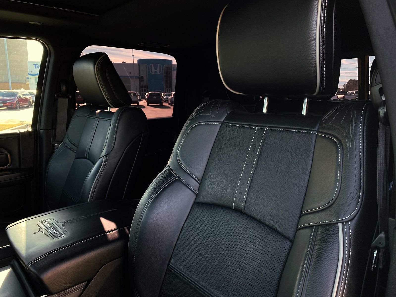 Used 2022 RAM 2500 Limited w/ Night Edition image 15