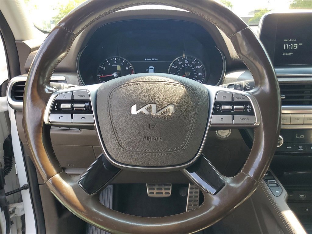 Used 2022 Kia Telluride SX w/ Towing Package image 13