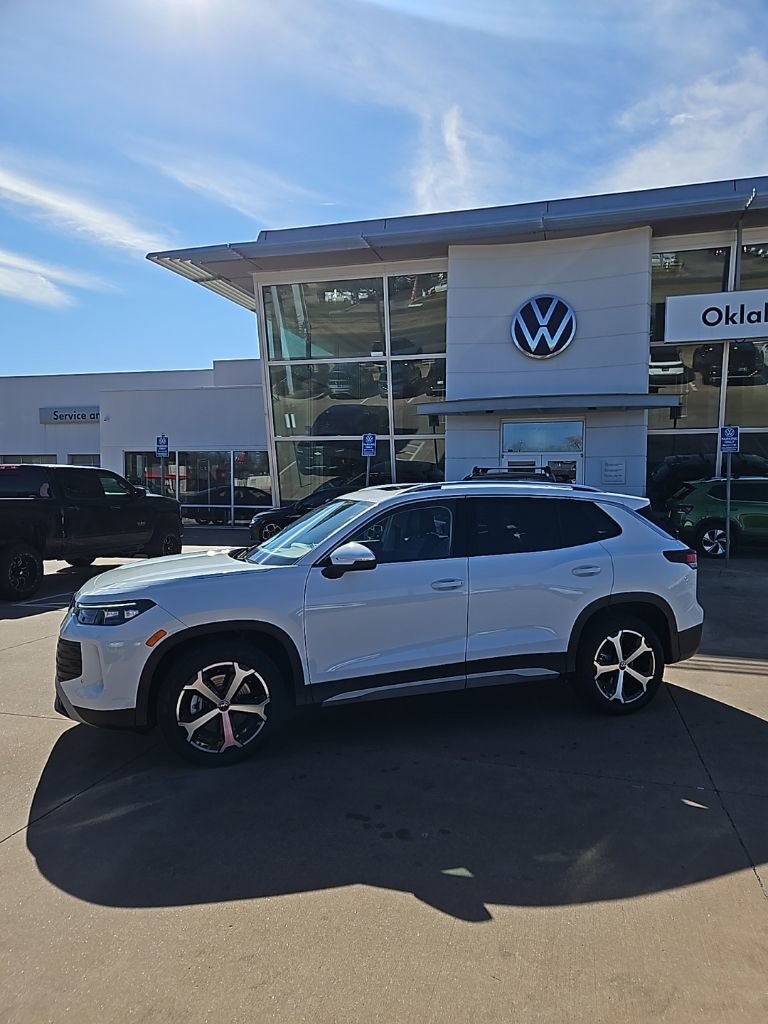New 2026 Volkswagen Tiguan SE AWD/4WD image 8