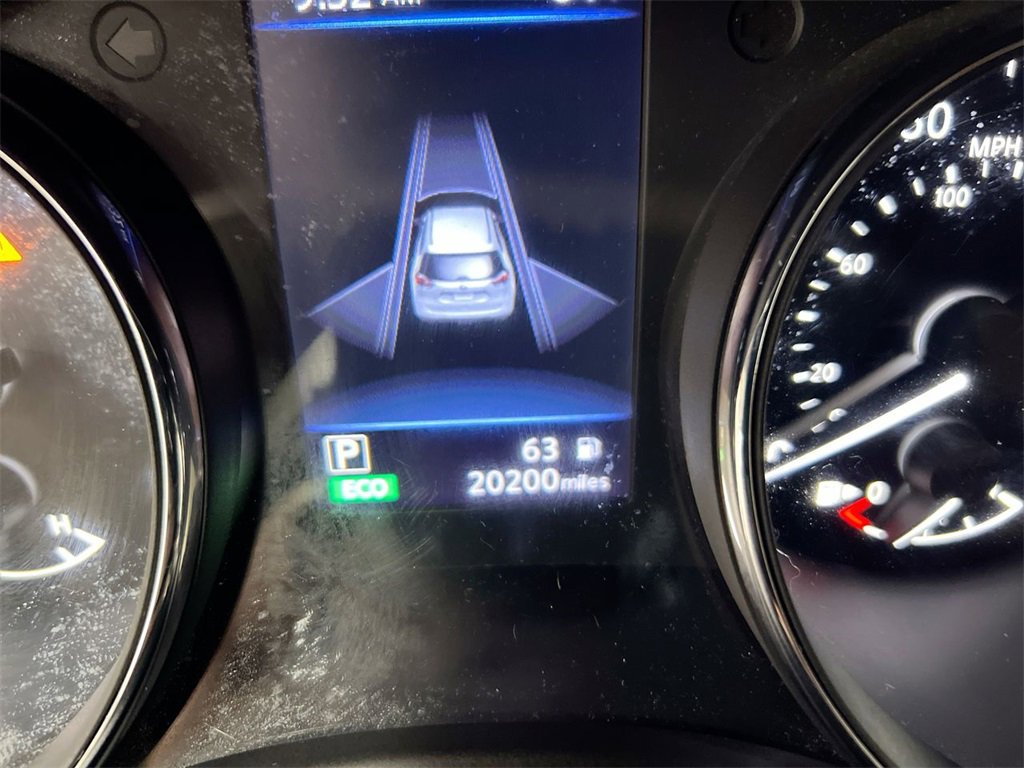 Used 2020 Nissan Rogue SV image 12