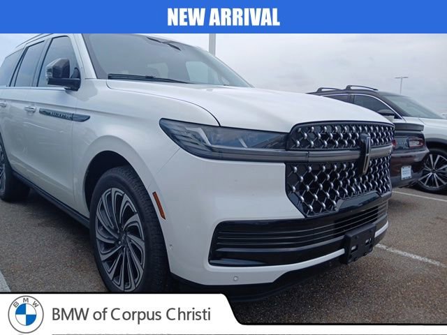 Used 2025 Lincoln Navigator Black Label AWD/4WD image 6