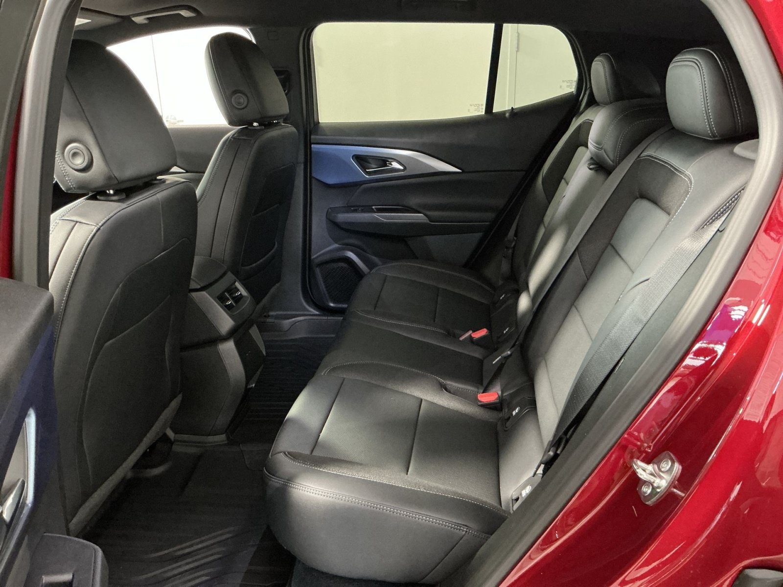 New 2026 Chevrolet Equinox EV LT AWD/4WD image 31