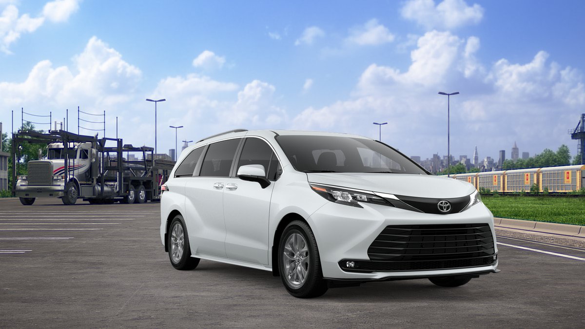 New 2026 Toyota Sienna XLE FWD image 15