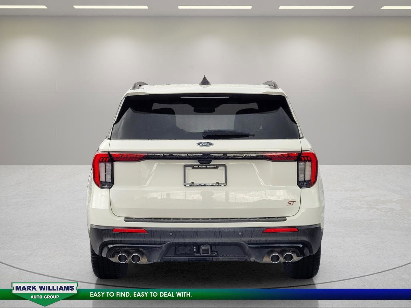 Used 2025 Ford Explorer ST image 5