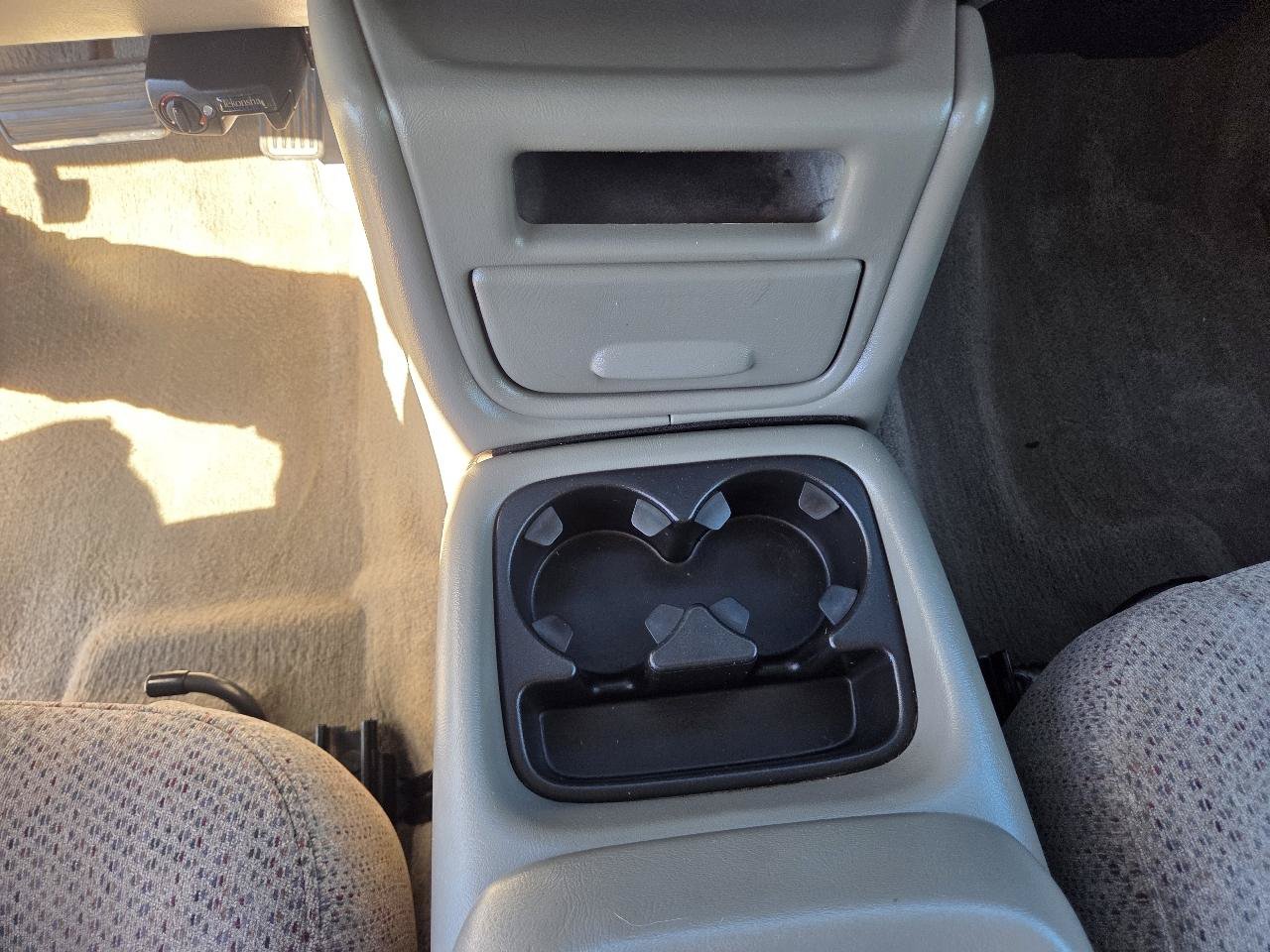 Used 1999 Chevrolet Silverado 2500 LS w/ Firm Ride Suspension Pkg RWD image 18