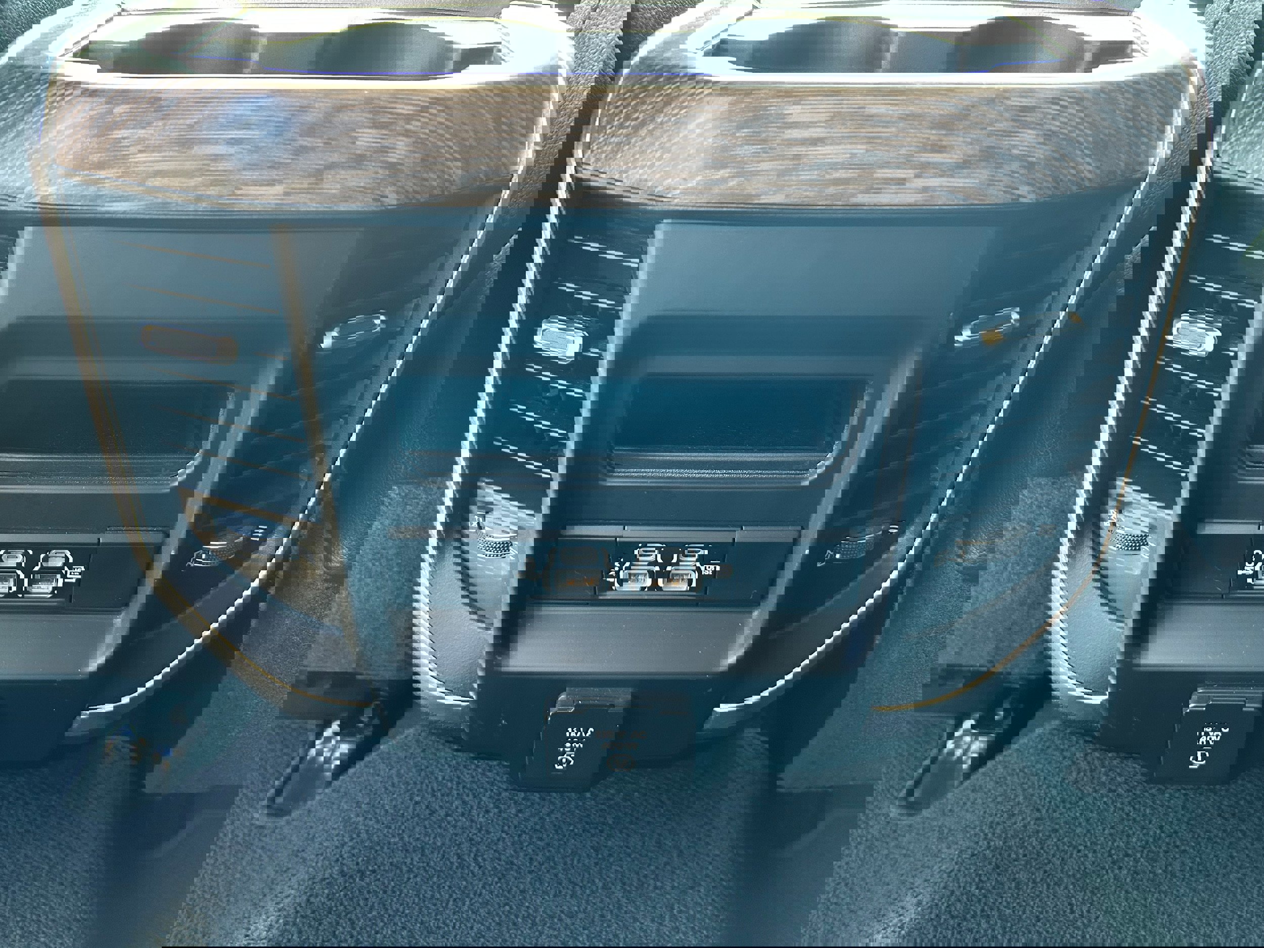 Used 2020 RAM 2500 Laramie image 16