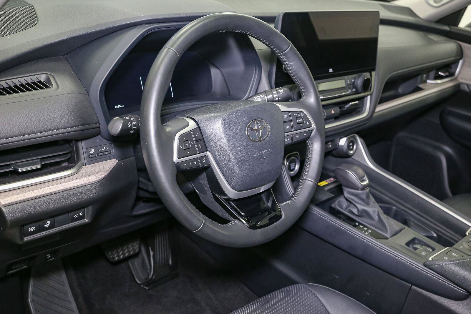 Certified 2024 Toyota Grand Highlander AWD image 28