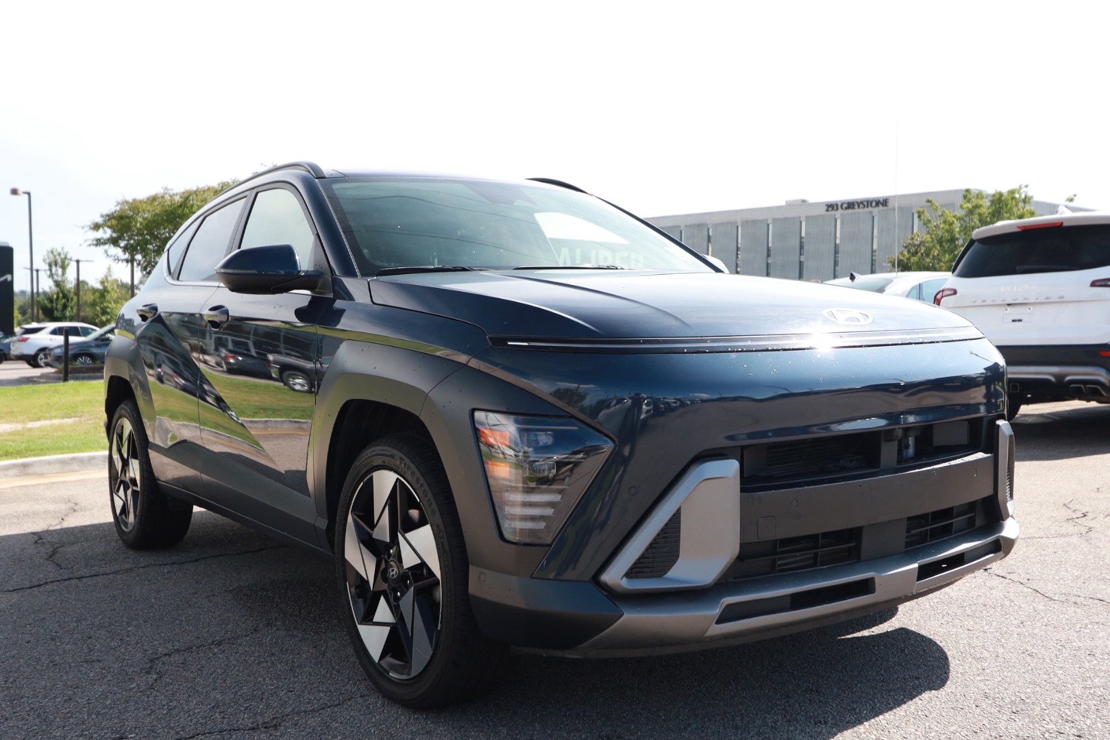 Used 2024 Hyundai Kona Limited AWD/4WD image 7