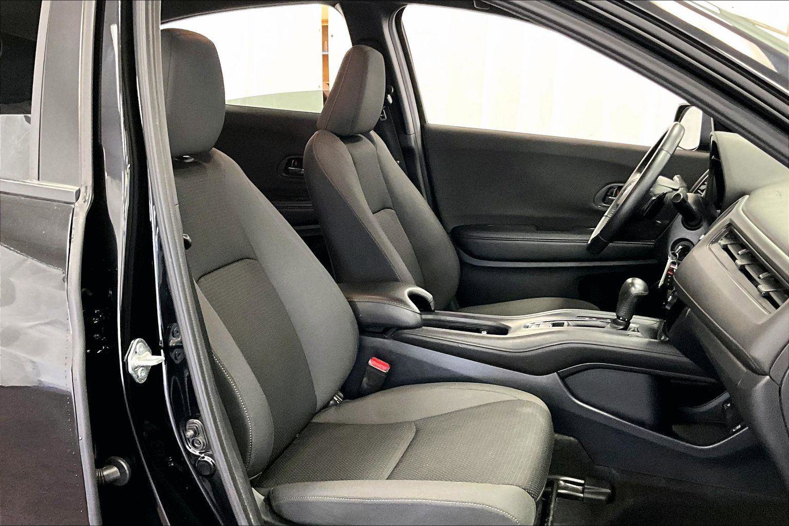 Used 2022 Honda HR-V Sport image 7