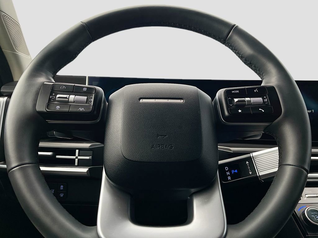 Used 2025 Hyundai Santa Fe XRT image 11