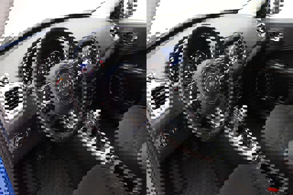 Used 2019 Jeep Compass Sport w/ Cold Weather Group image 14