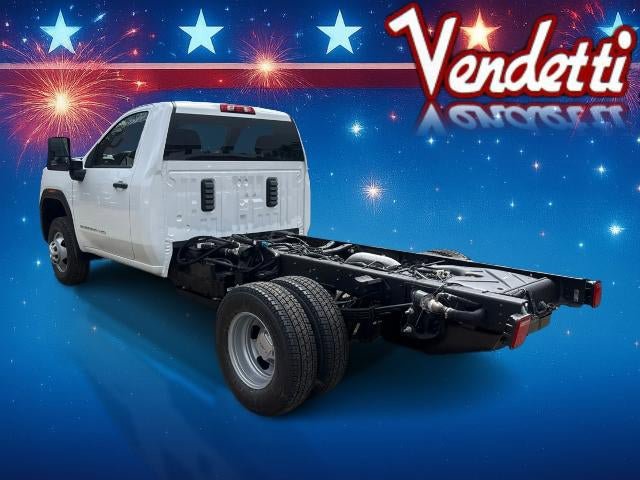 New 2026 GMC Sierra 3500 Pro AWD/4WD image 7