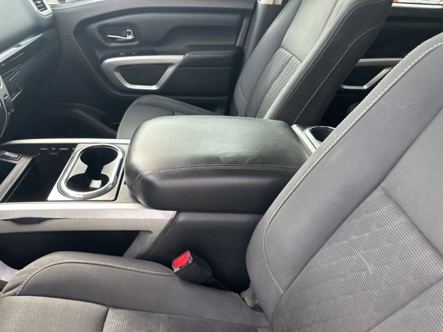 Used 2018 Nissan Titan SV w/ SV Convenience Package image 13