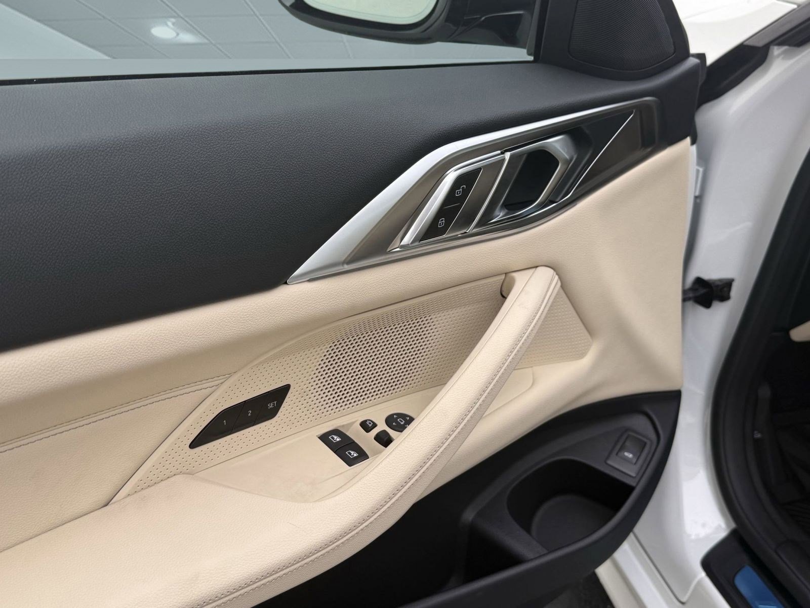 New 2026 BMW 430i Coupe w/ M Sport Package image 11