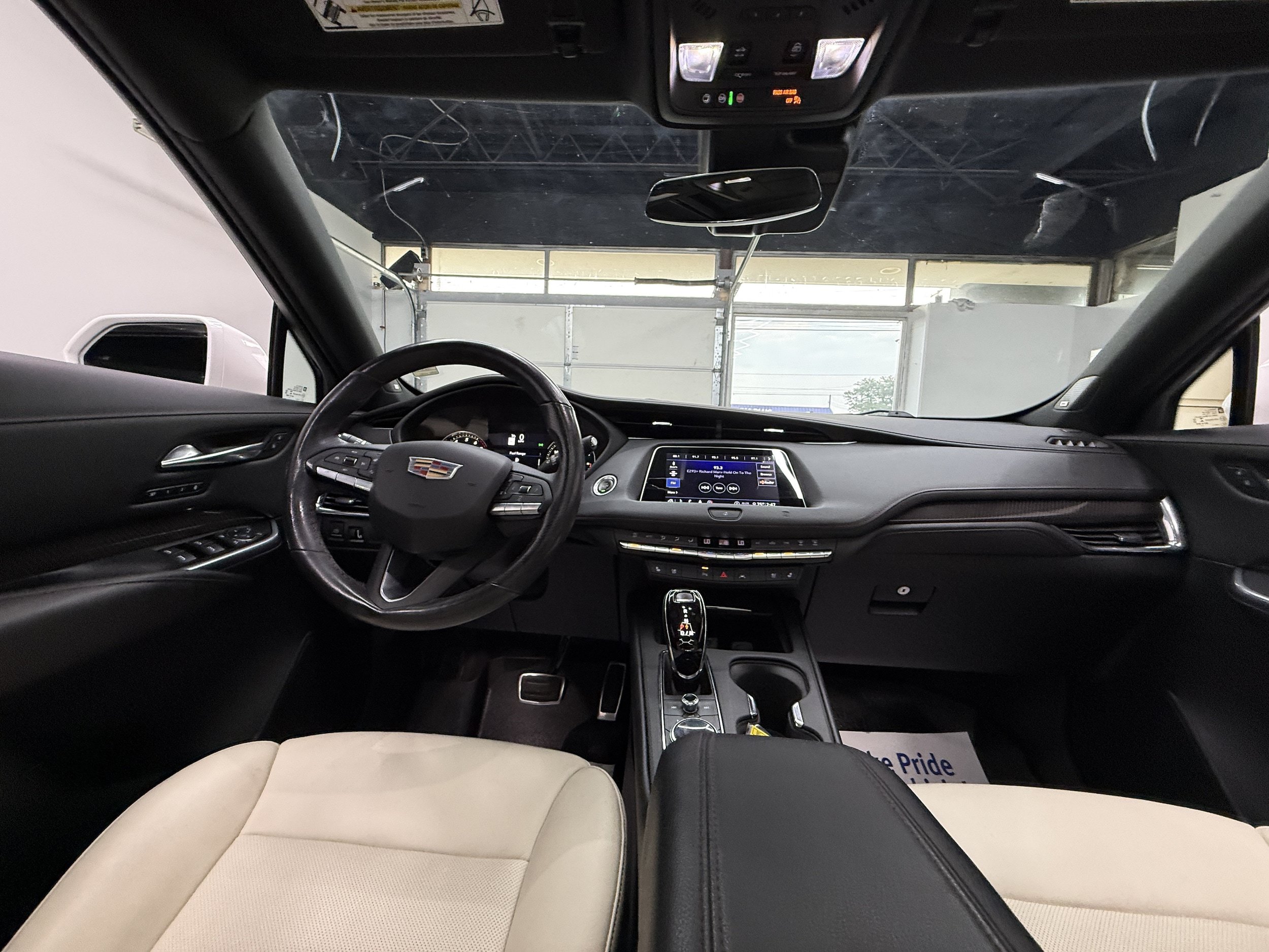 Used 2020 Cadillac XT4 Sport w/ Sun And Sound Package AWD/4WD image 13