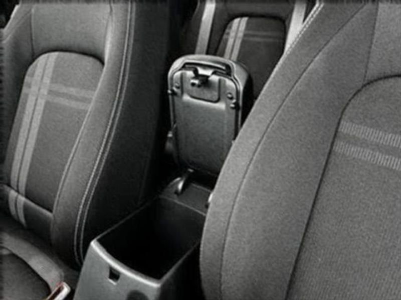 New 2025 Hyundai Venue SEL image 18