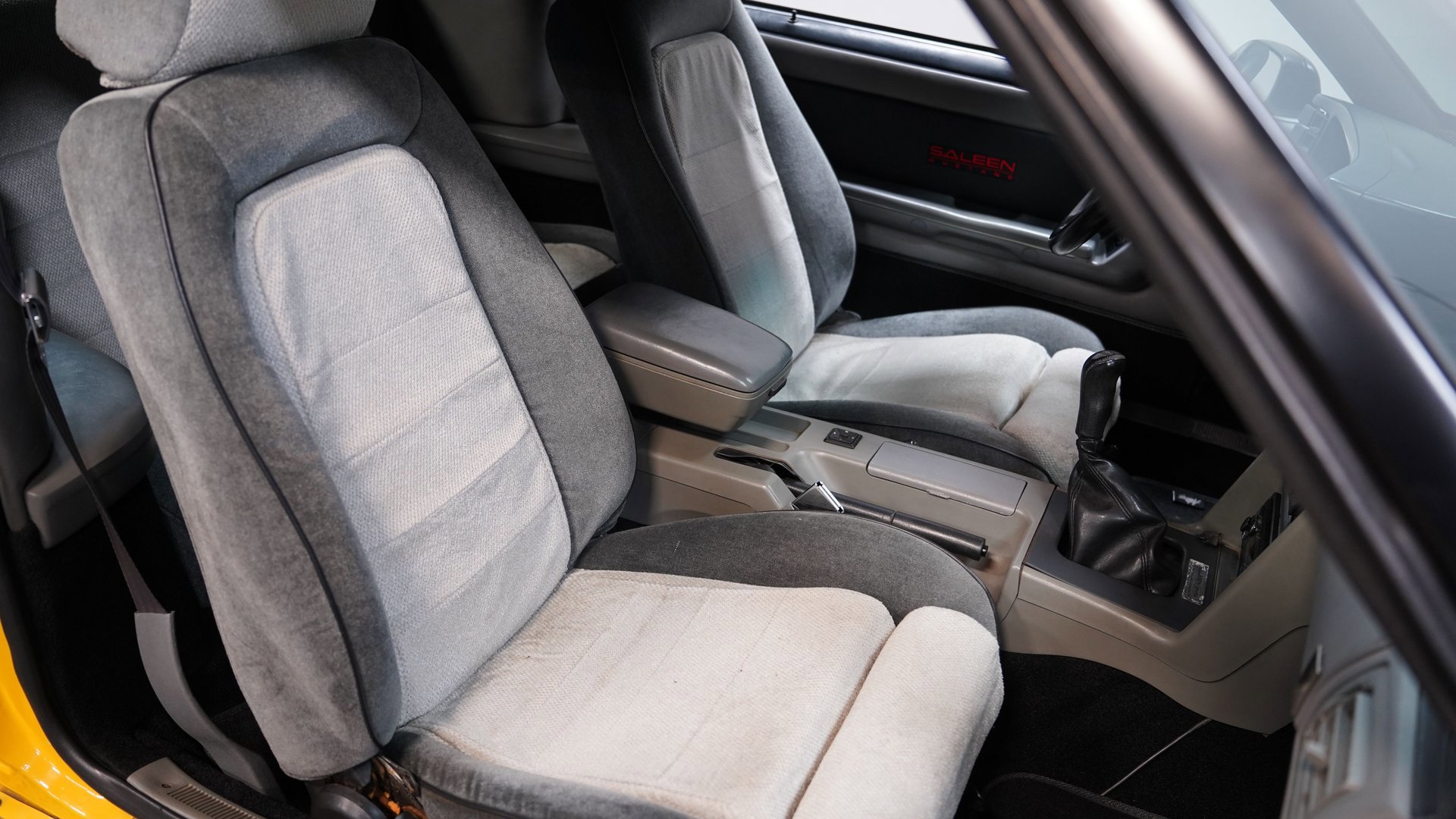 Used 1989 Ford Mustang LX image 37