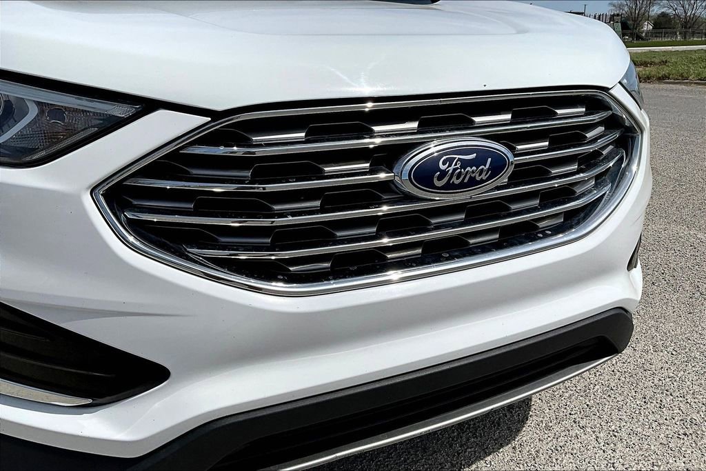 Used 2019 Ford Edge SEL w/ Equipment Group 201A image 29