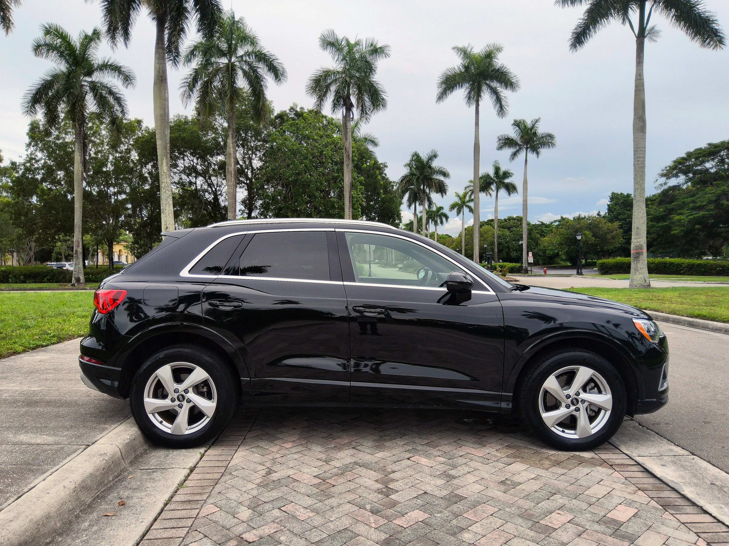 Used 2022 Audi Q3 2.0T Premium AWD/4WD image 21