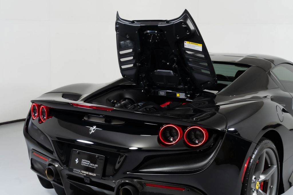 Used 2023 Ferrari F8 Tributo RWD image 16