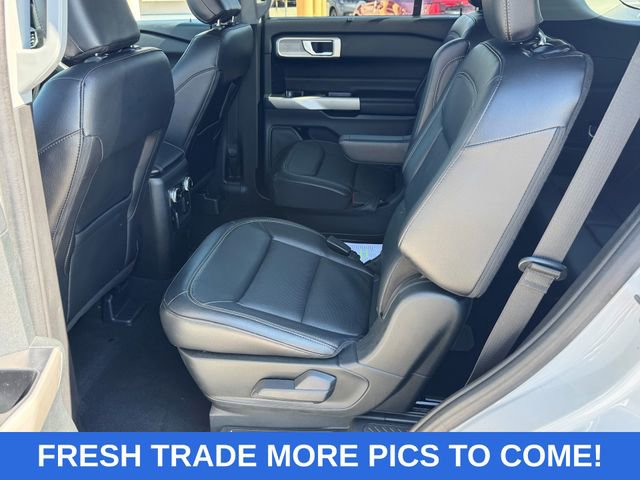 Used 2023 Ford Explorer Limited AWD/4WD image 16