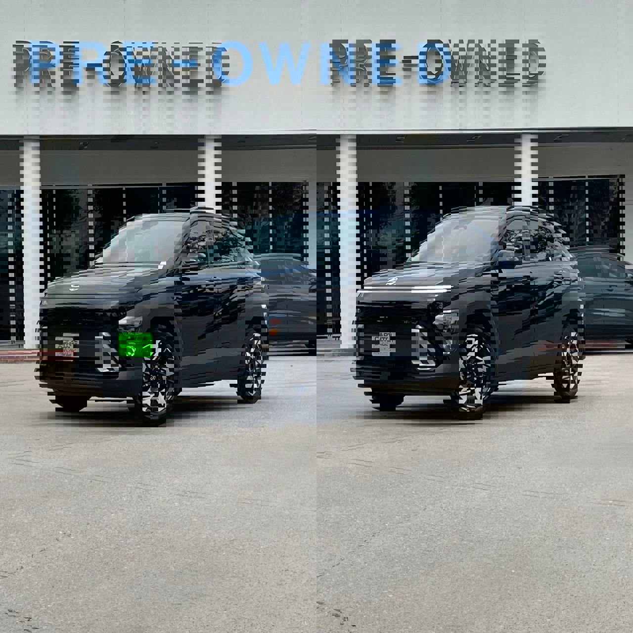 Used 2025 Hyundai Kona SEL image 2