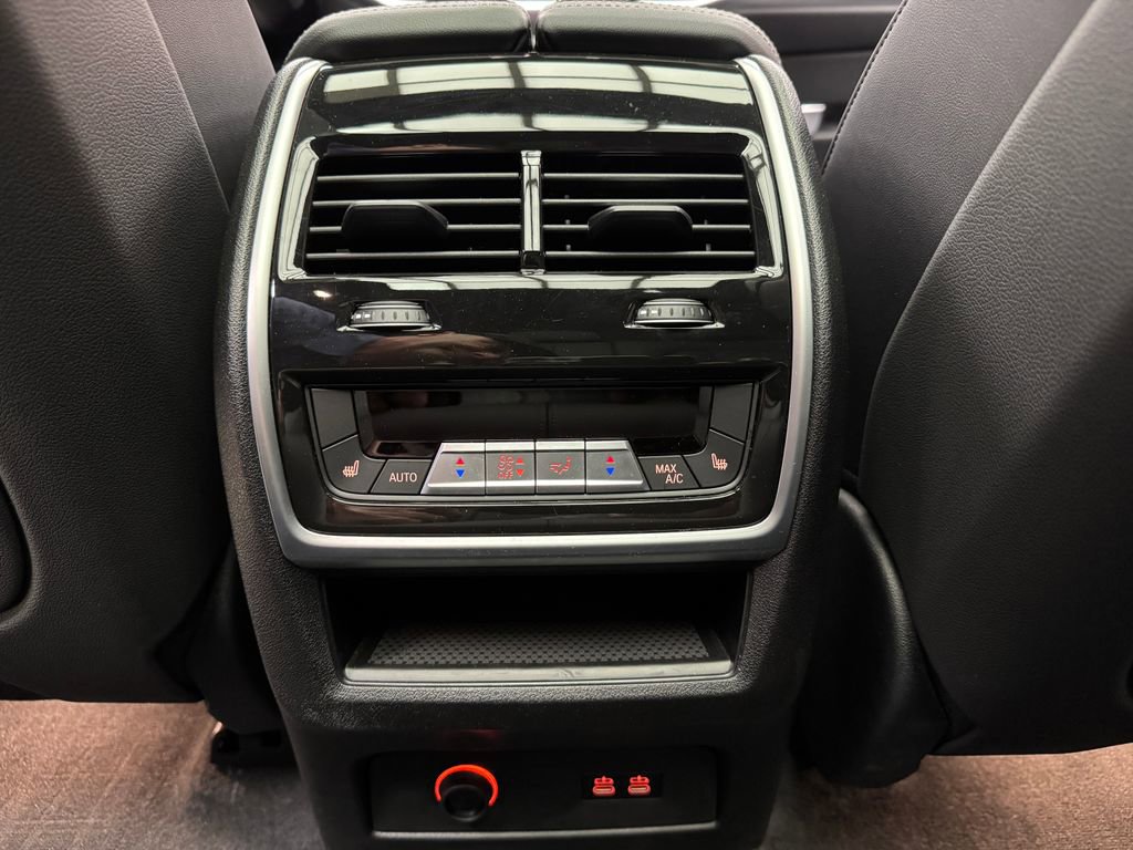 Certified 2025 BMW X5 M60i w/ Executive Package image 27