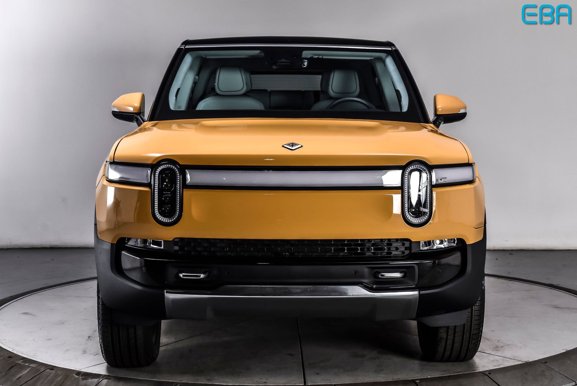 Used 2023 Rivian R1S Adventure AWD/4WD image 8