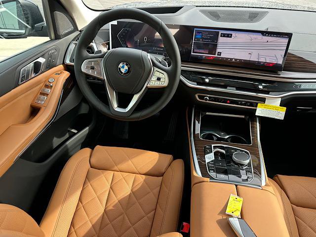 New 2026 BMW X7 xDrive40i image 7