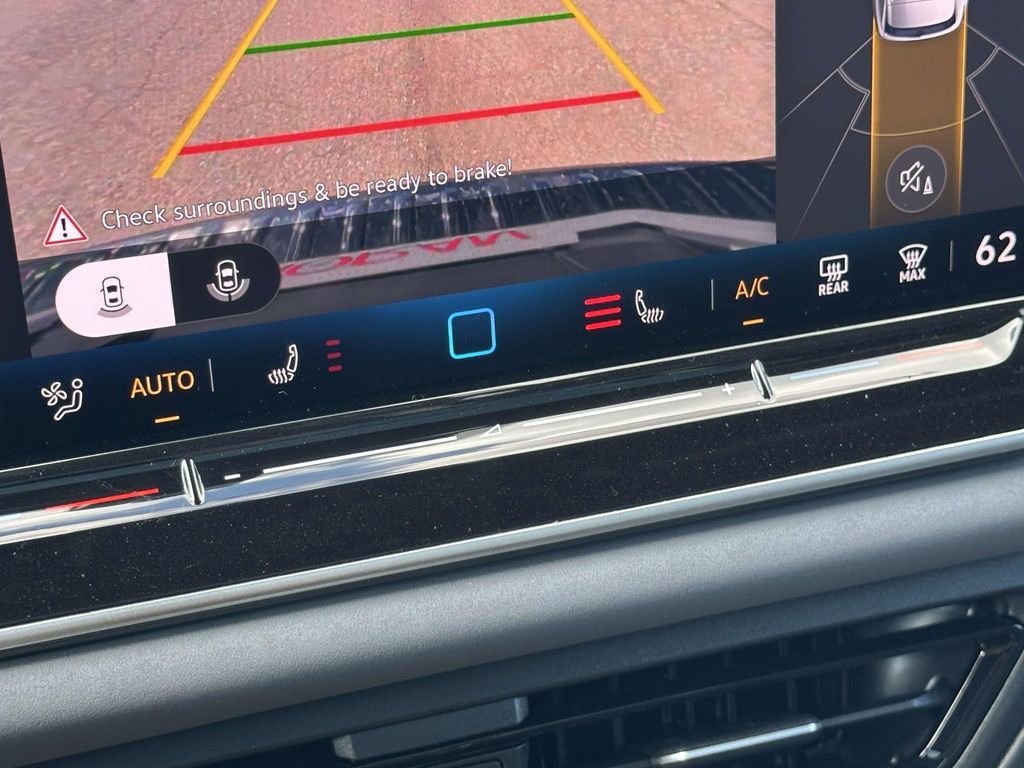 New 2026 Volkswagen Tiguan SE R-Line AWD/4WD image 22