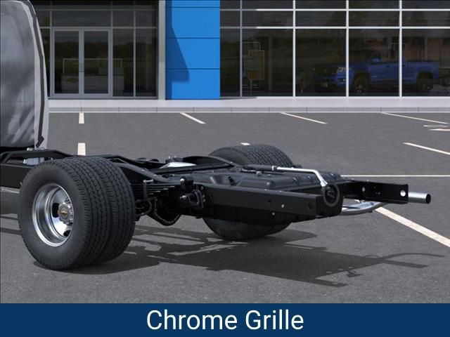 New 2025 Chevrolet Express 4500 w/ Power Convenience Package RWD image 12