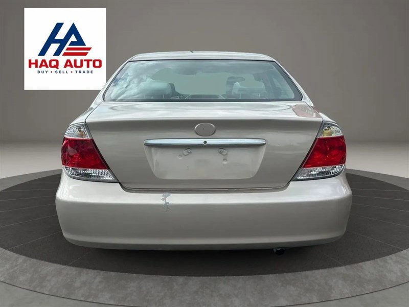 Used 2006 Toyota Camry SE FWD image 6