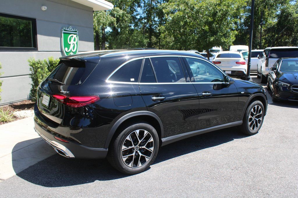 Certified 2025 Mercedes-Benz GLC 350e image 4