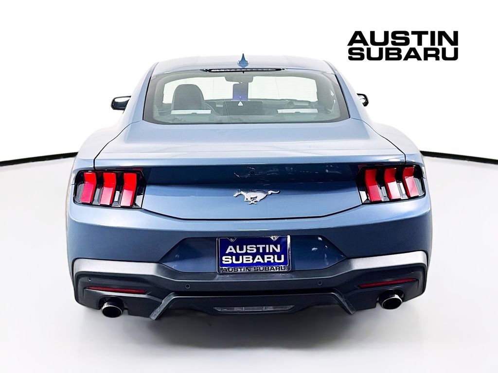 Used 2024 Ford Mustang Coupe image 6