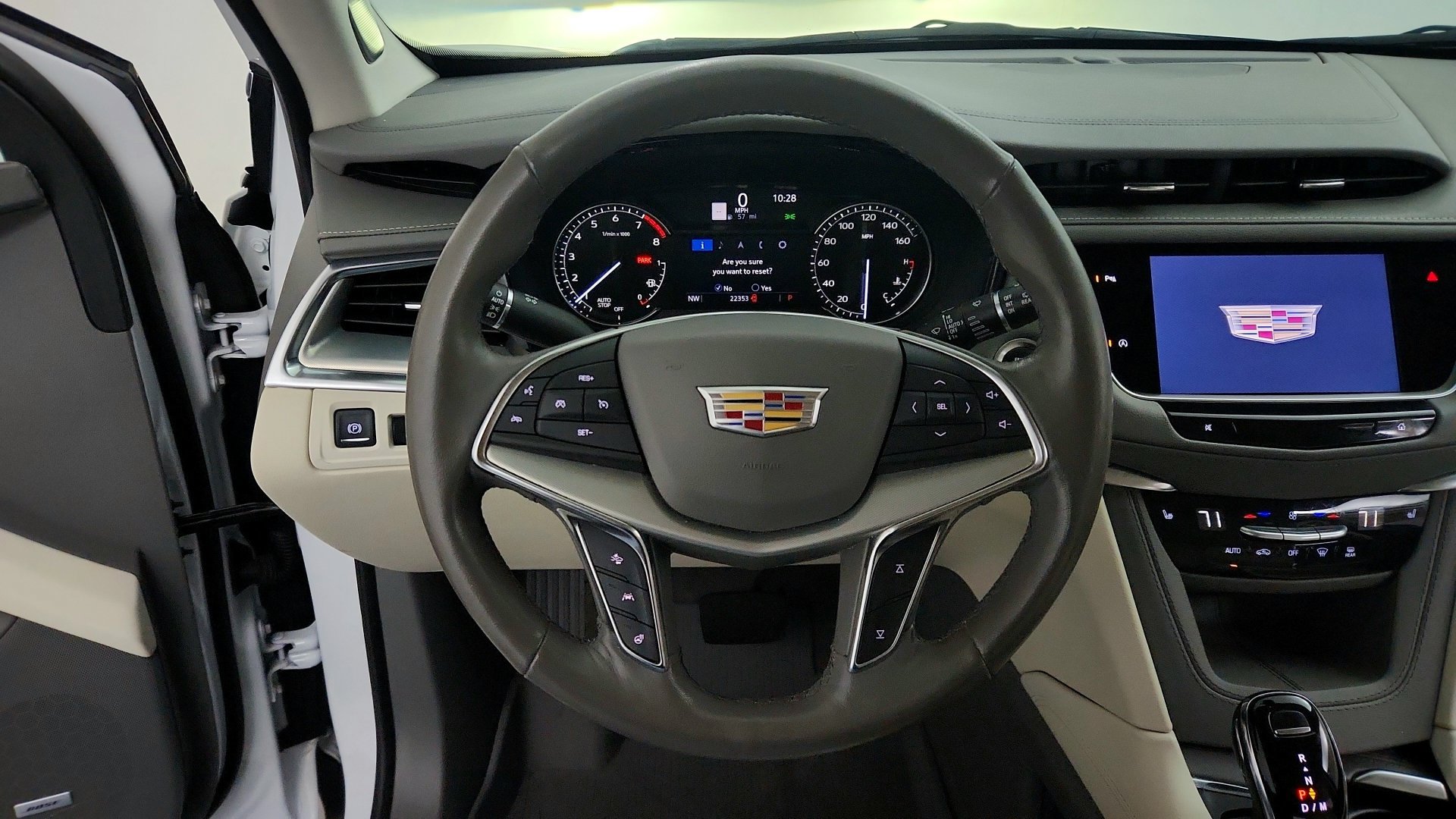 Used 2023 Cadillac XT5 Premium Luxury FWD image 19