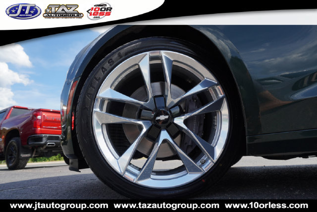 Used 2020 Chevrolet Camaro SS RWD image 11