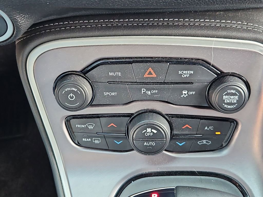Used 2019 Dodge Challenger SXT w/ Plus Package RWD image 25