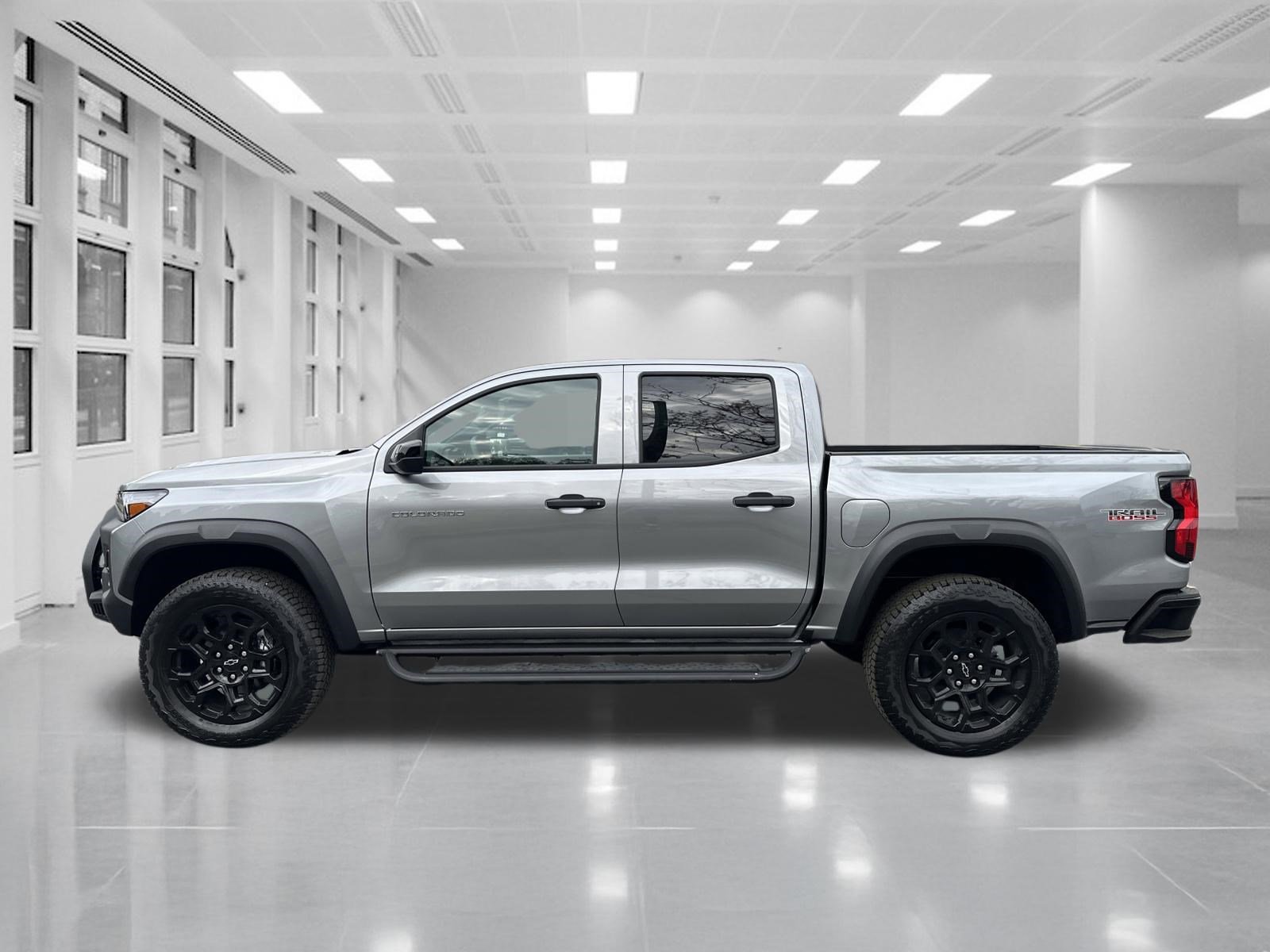 New 2026 Chevrolet Colorado Trail Boss w/ Off-Road Front Bumper Package image 8