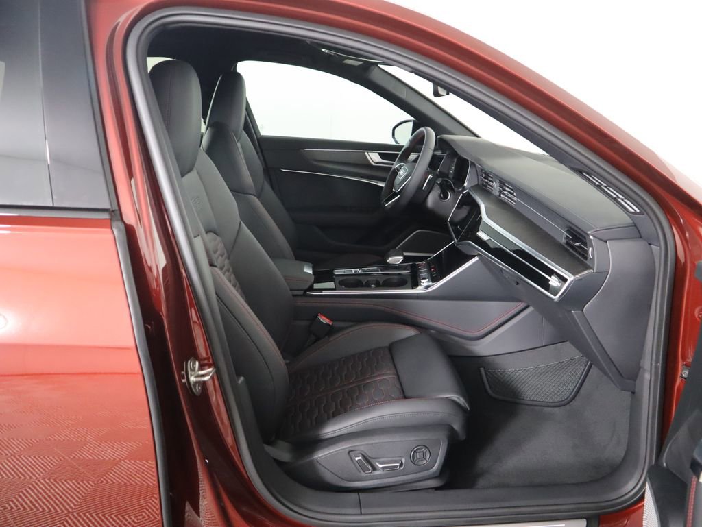 New 2025 Audi RS 6 performance image 22