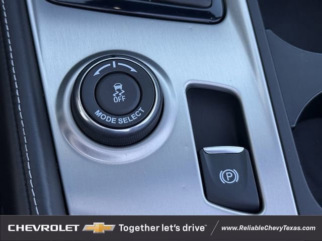 Used 2015 Chevrolet Corvette Stingray Convertible w/ 3LT Preferred Equipment Group image 21