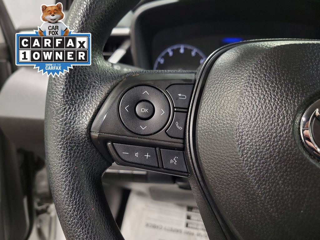Used 2025 Toyota Corolla LE FWD image 22