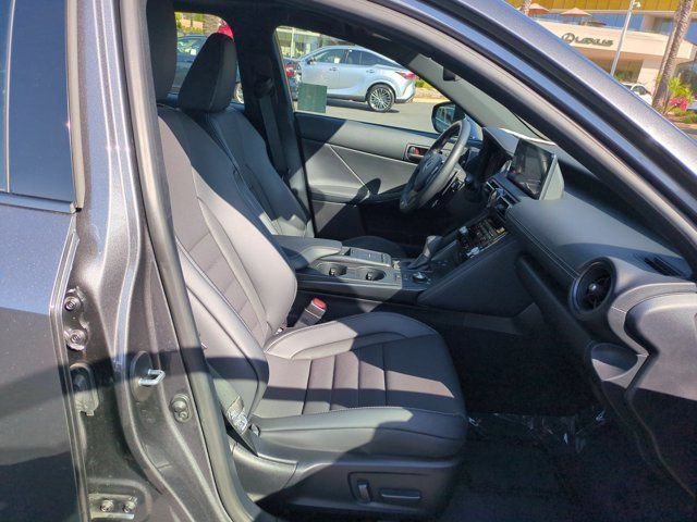 Used 2025 Lexus IS 350 F Sport RWD image 30